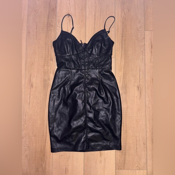 Guess Dresses & Skirts - Guess Black Mini Dress